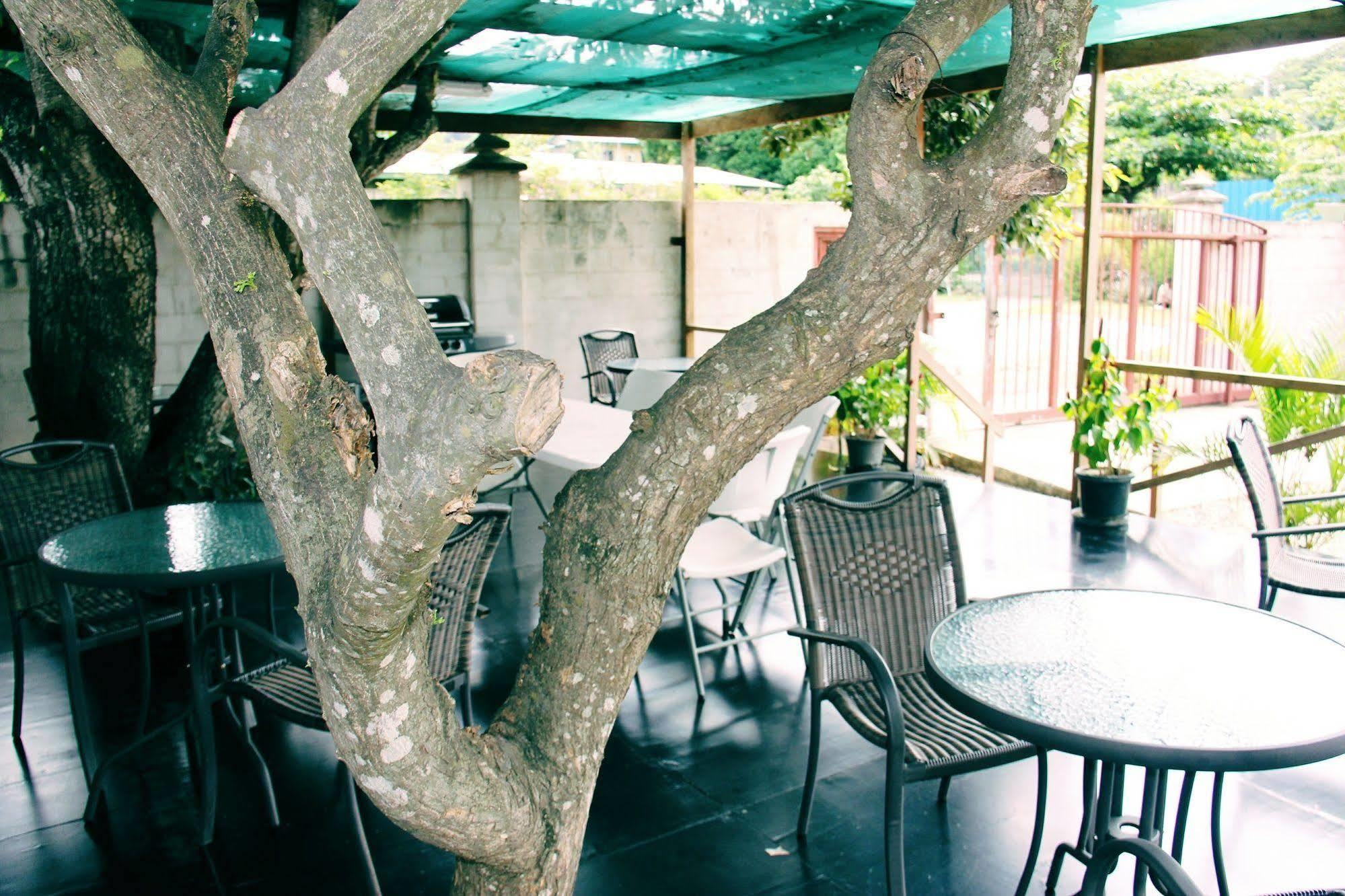 Citi Serviced Apartments & Motel - Lagatoi Place Port Moresby Exterior photo